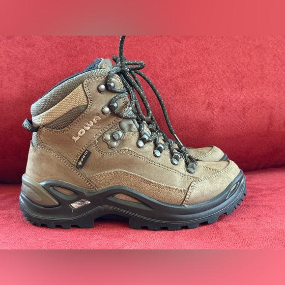 Lowa Renegade GTX Mid WS Hiking Boots - Stone ~ Size 5 - Picture 1 of 15